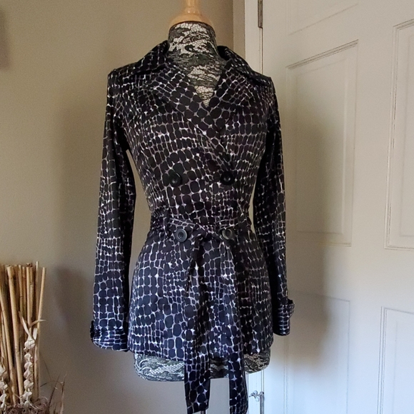 Wrapper Jackets & Blazers - Wrapper fitted lightweight jacket, size S